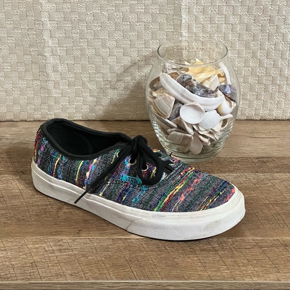 Boy's Vans Off The Wall Skate Shoes Size 4 - Picture 4 of 11